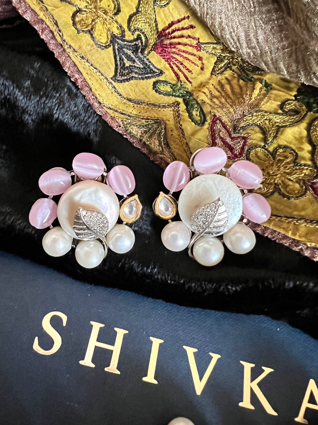 Designer Pearl and Quartz Choker with Studs