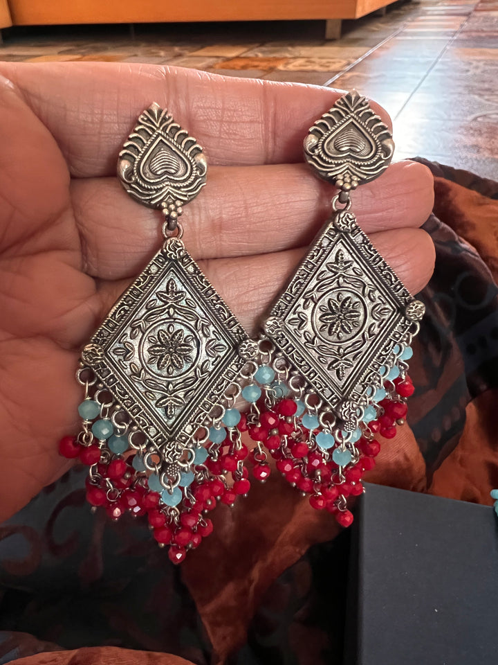 Beautiful Blue and Red Pendant Necklace with Statement Earrings