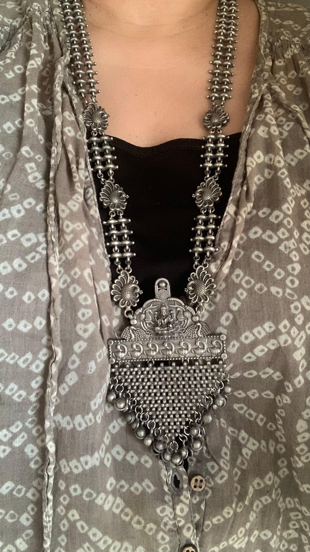 Vintage Pendant Long Necklace with Statement Earrings - SHIVKA