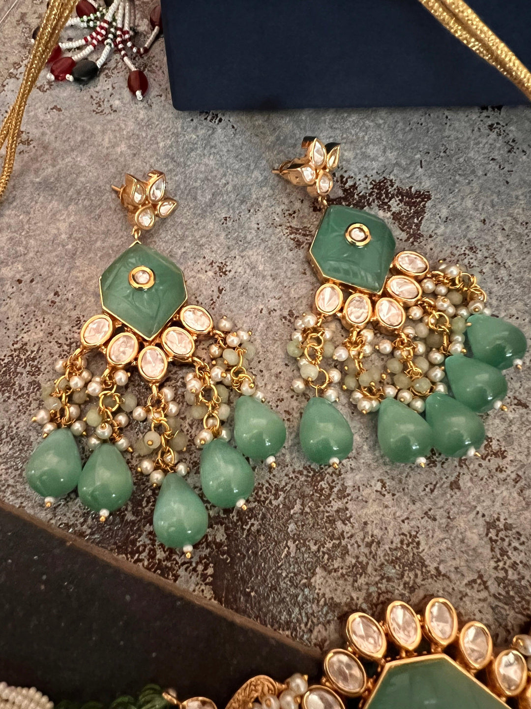 Gorgeous Kundan Choker with Statement Earrings - SHIVKA