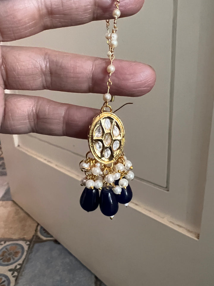 Classic Kundan Choker with Earrings and Maangtikka
