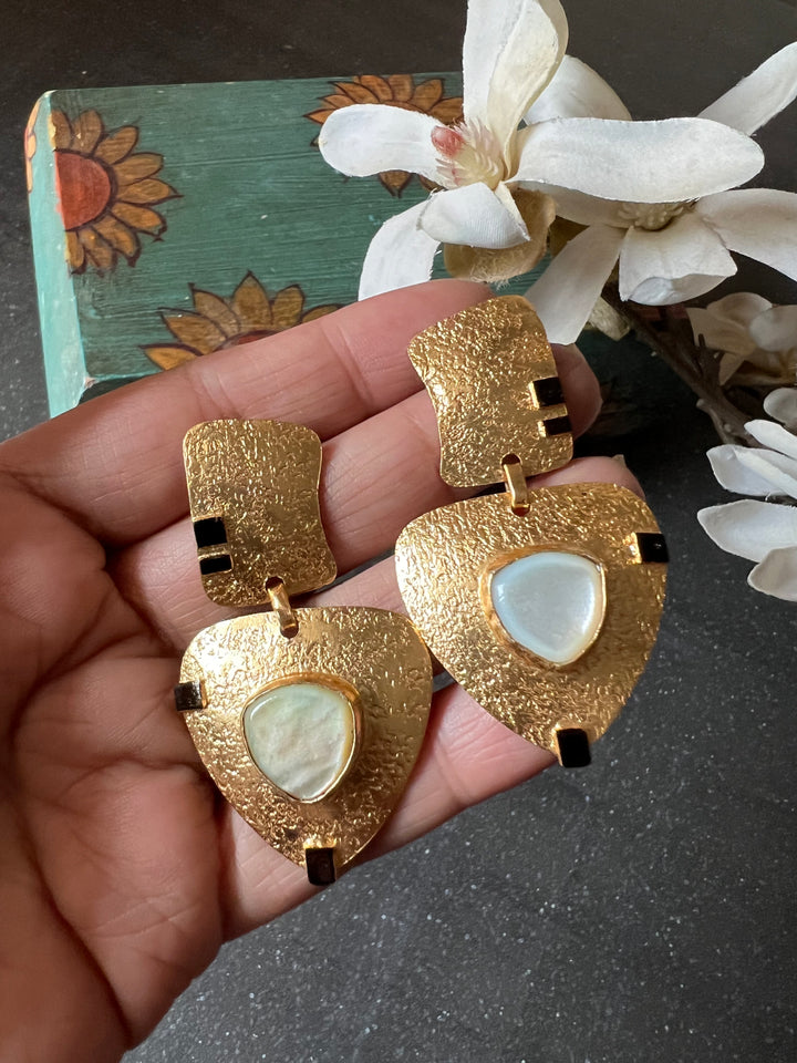 Vintage Mother of Pearl Earrings