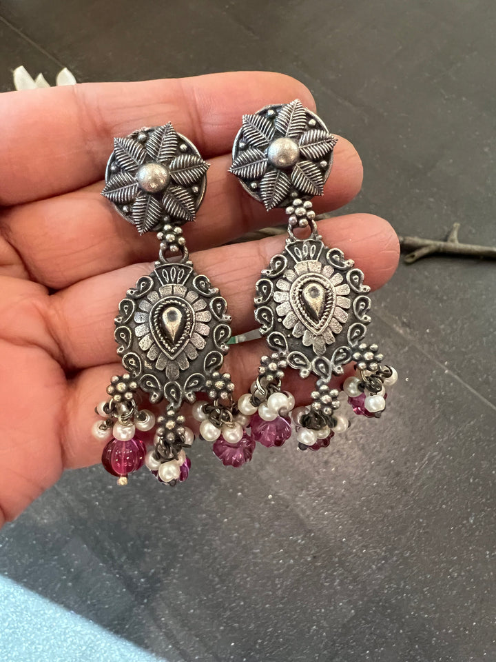 Vintage Carved Stones Choker with Statement Earrings