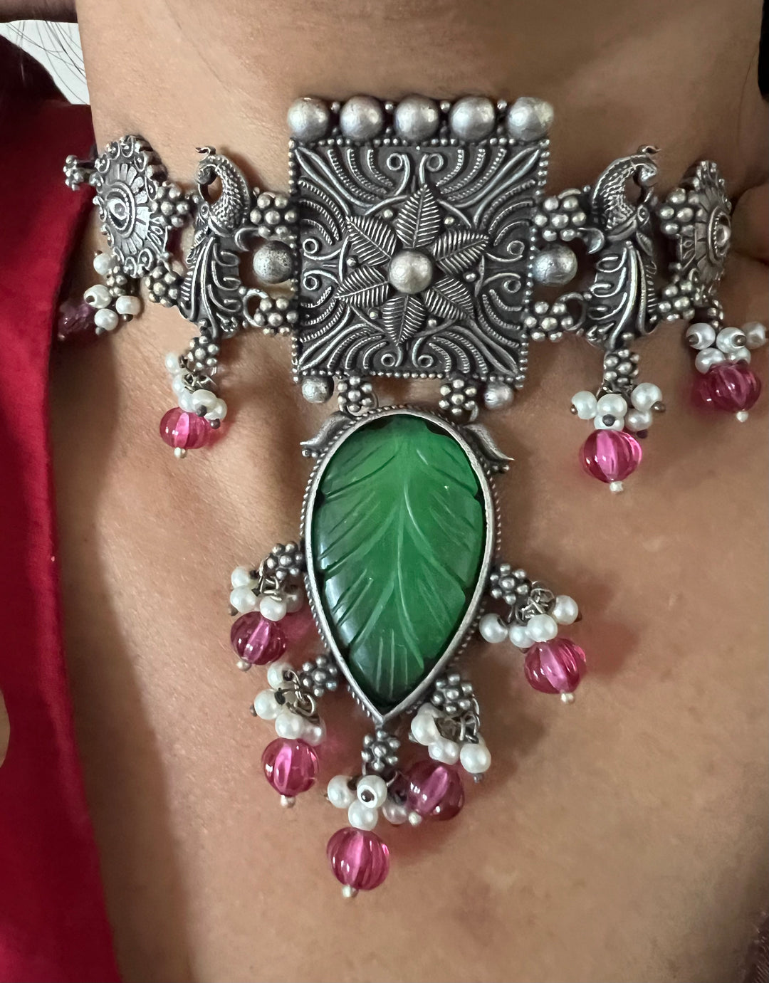 Vintage Carved Stones Choker with Statement Earrings