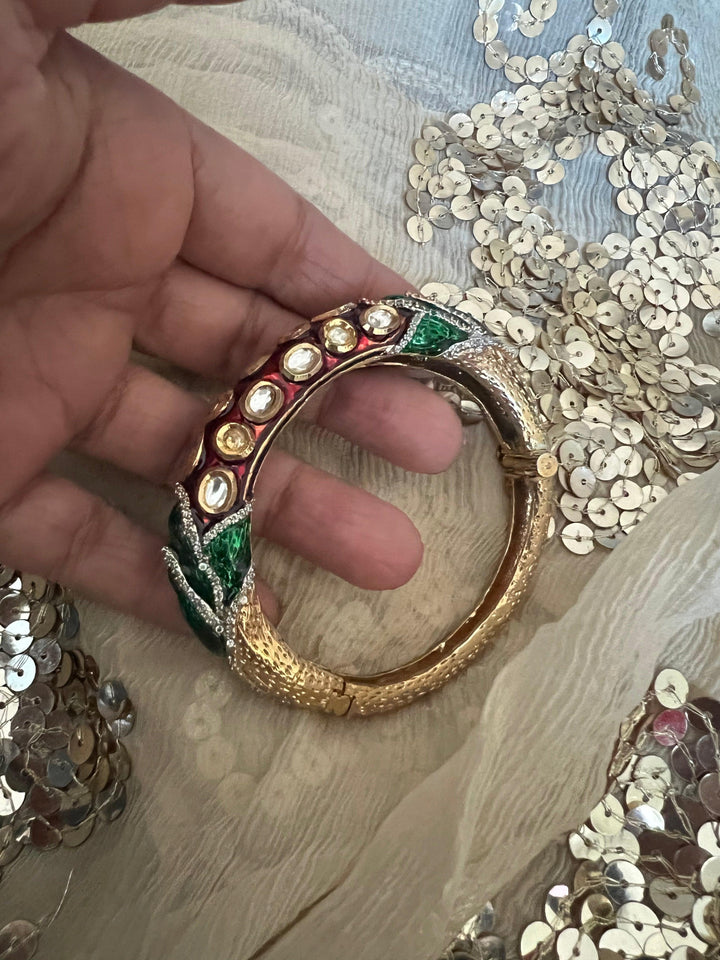 Vintage Enamelled Kundan Bracelet - SHIVKA