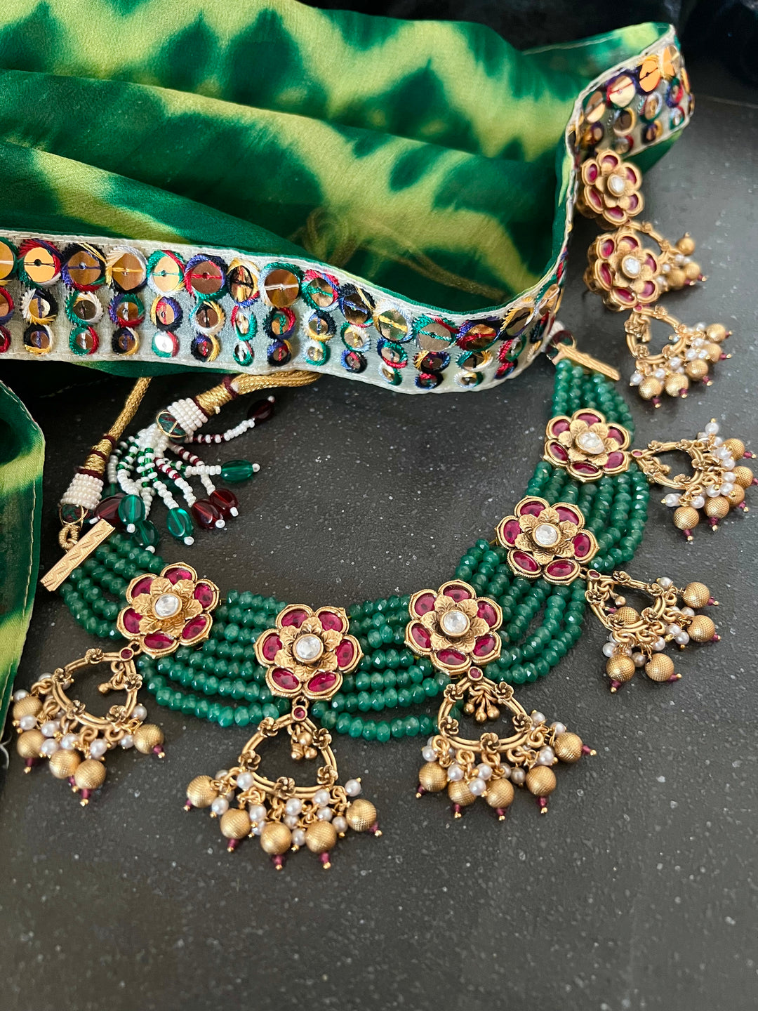 Kundan Wedding Collar Necklace with Earrings