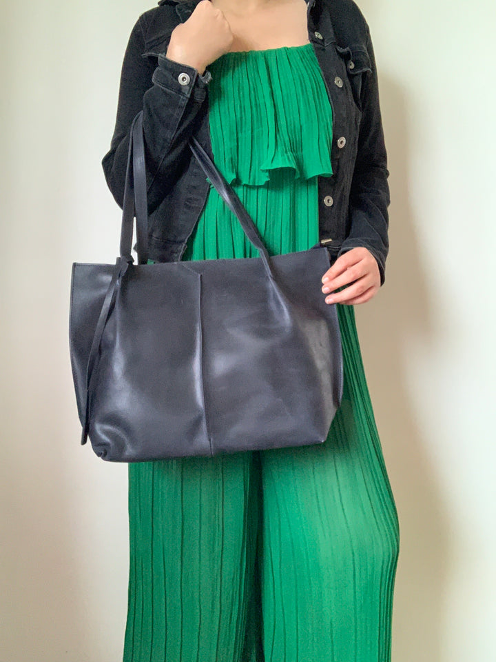 Classic Black Crunch Tote