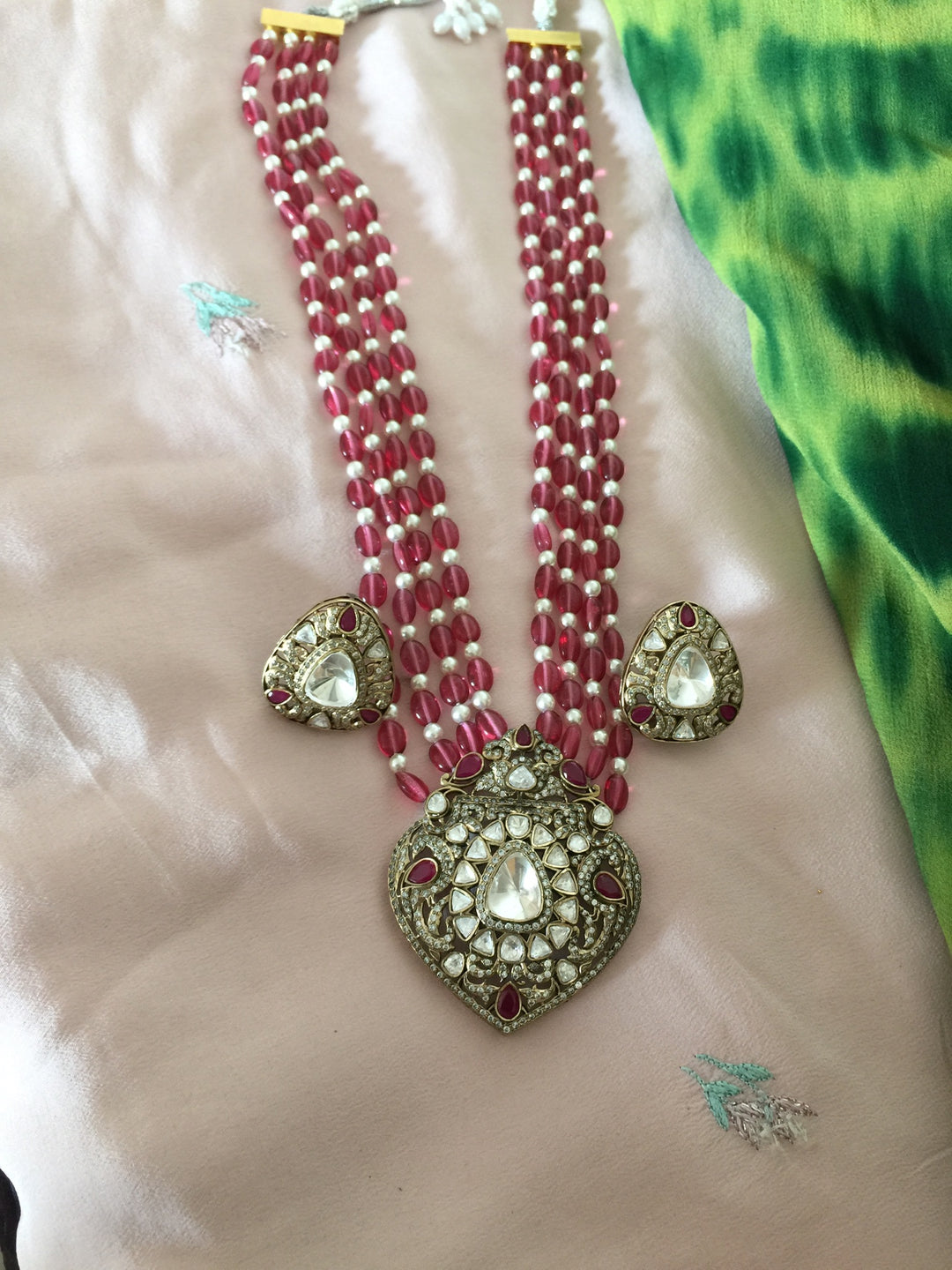 Victorian Kundan Necklace with Earrings