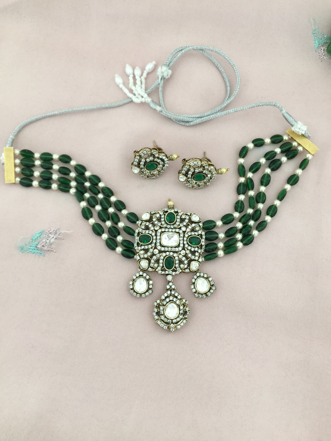 Victorian Kundan Choker with Earrings