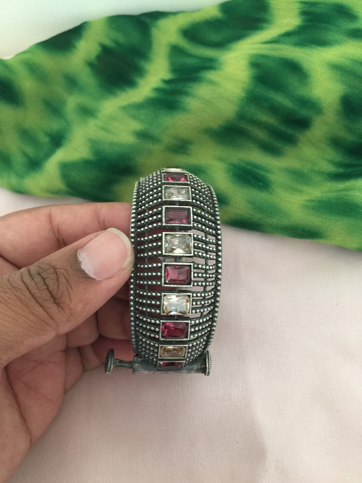 Statement Antique Kada/ Premium Quality Kada / Indian Bangle