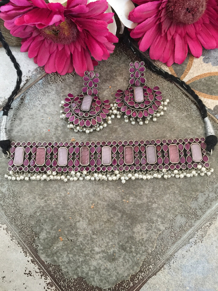 Scintillating Vintage Stones Choker with Statement Chandbaalis