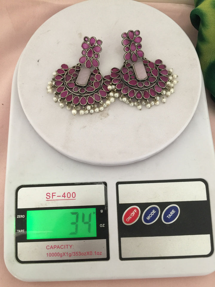 Scintillating Vintage Stones Choker with Statement Chandbaalis