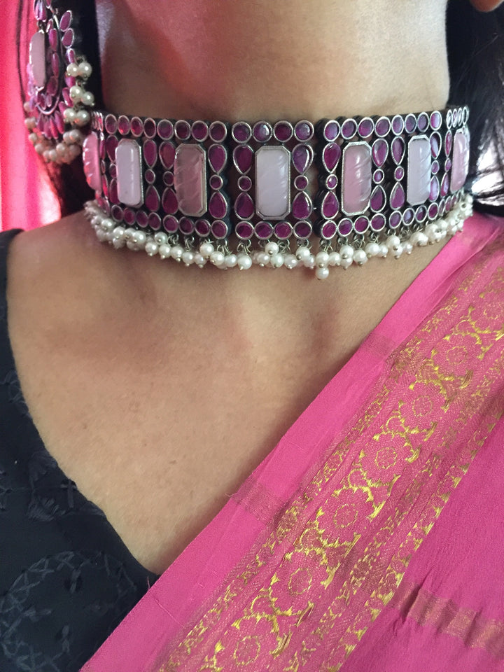 Scintillating Vintage Stones Choker with Statement Chandbaalis
