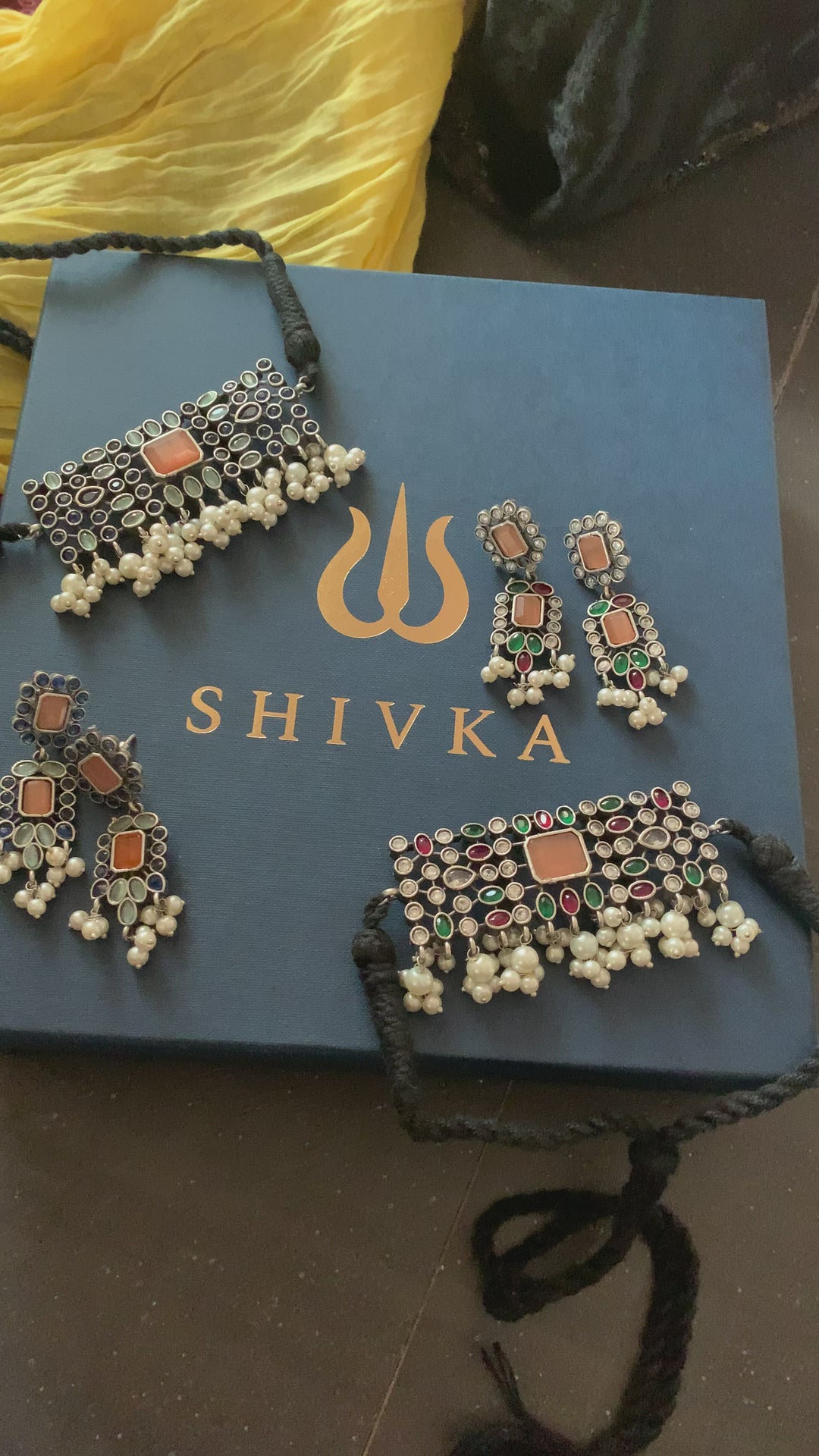 Vintage Stones Choker with Statement Earrings