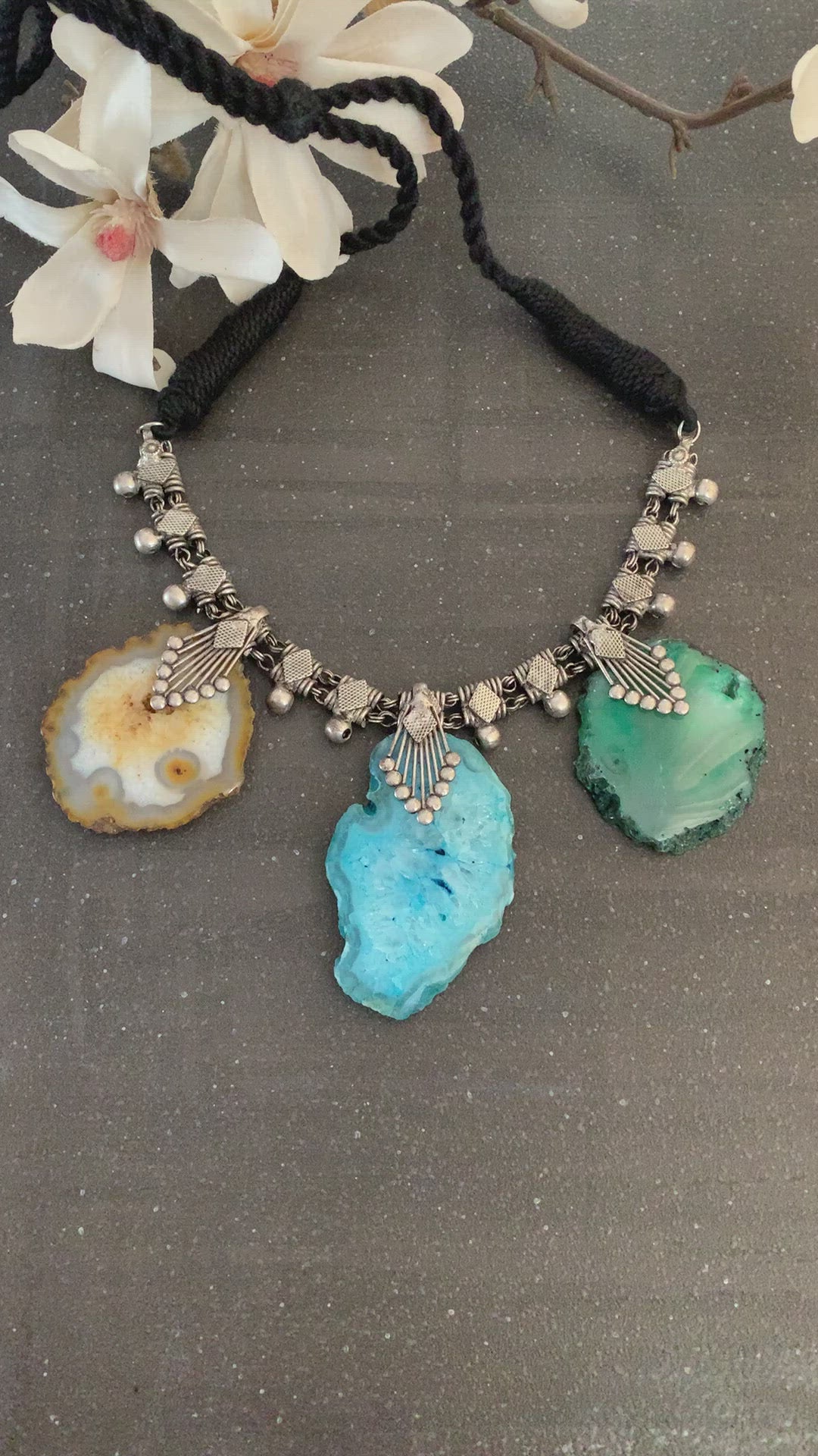 Trendy Three Stones Necklace