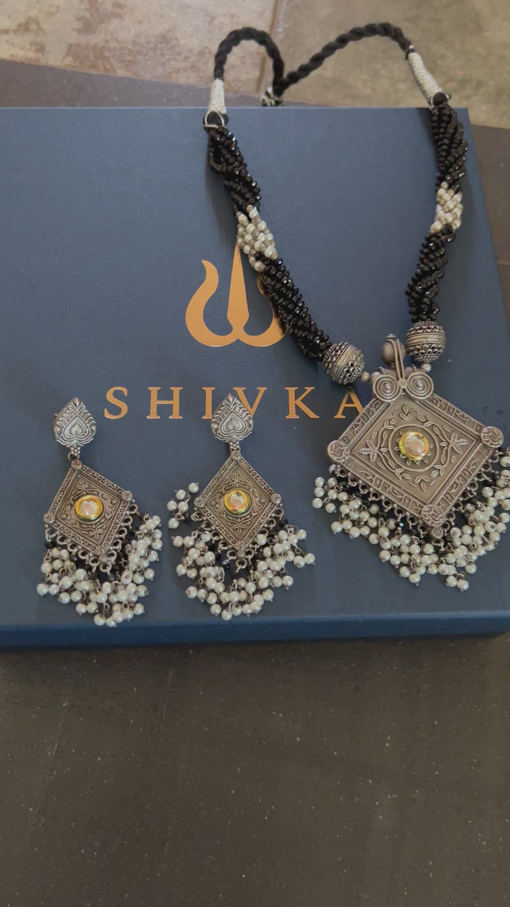 Beautiful Black and White Pendant Necklace with Statement Earrings