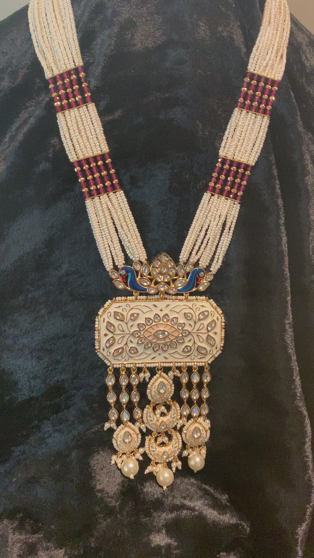 Kundan Necklace with Gorgeous Earrings