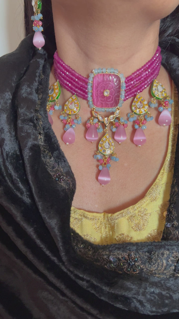 Stunning Kundan Choker with Earrings