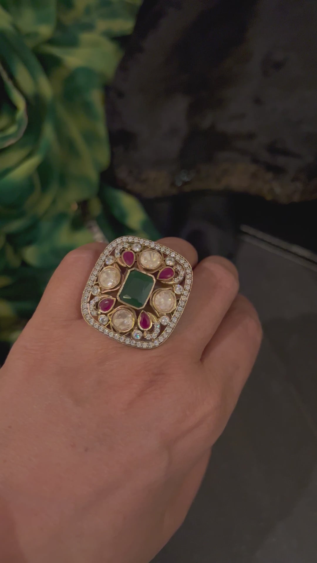 Gorgeous Vintage Kundan Ring