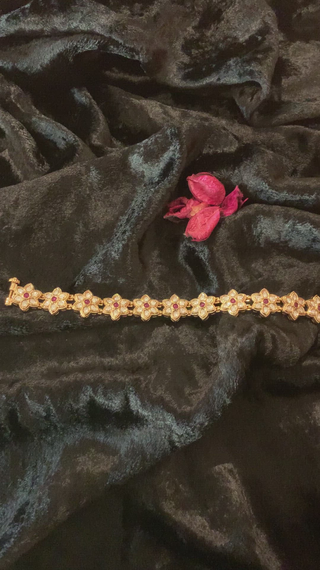 Flora Kundan Bracelet