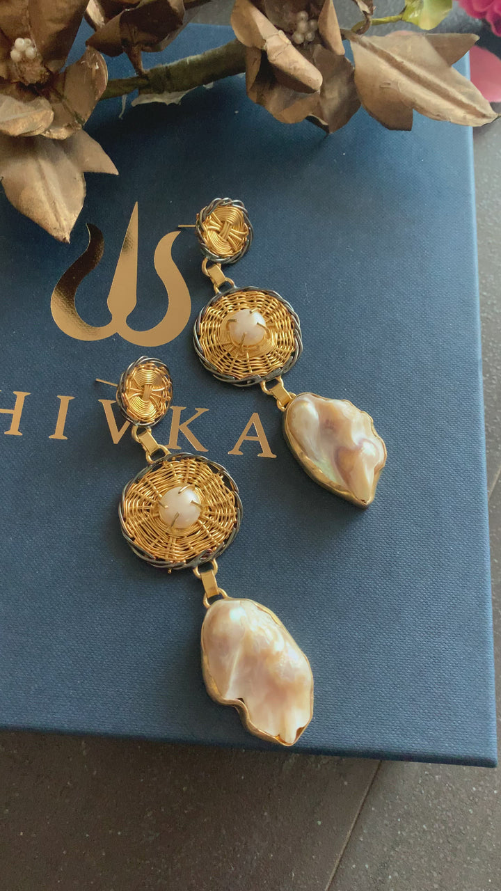 Statement Baroque Mesh Danglers