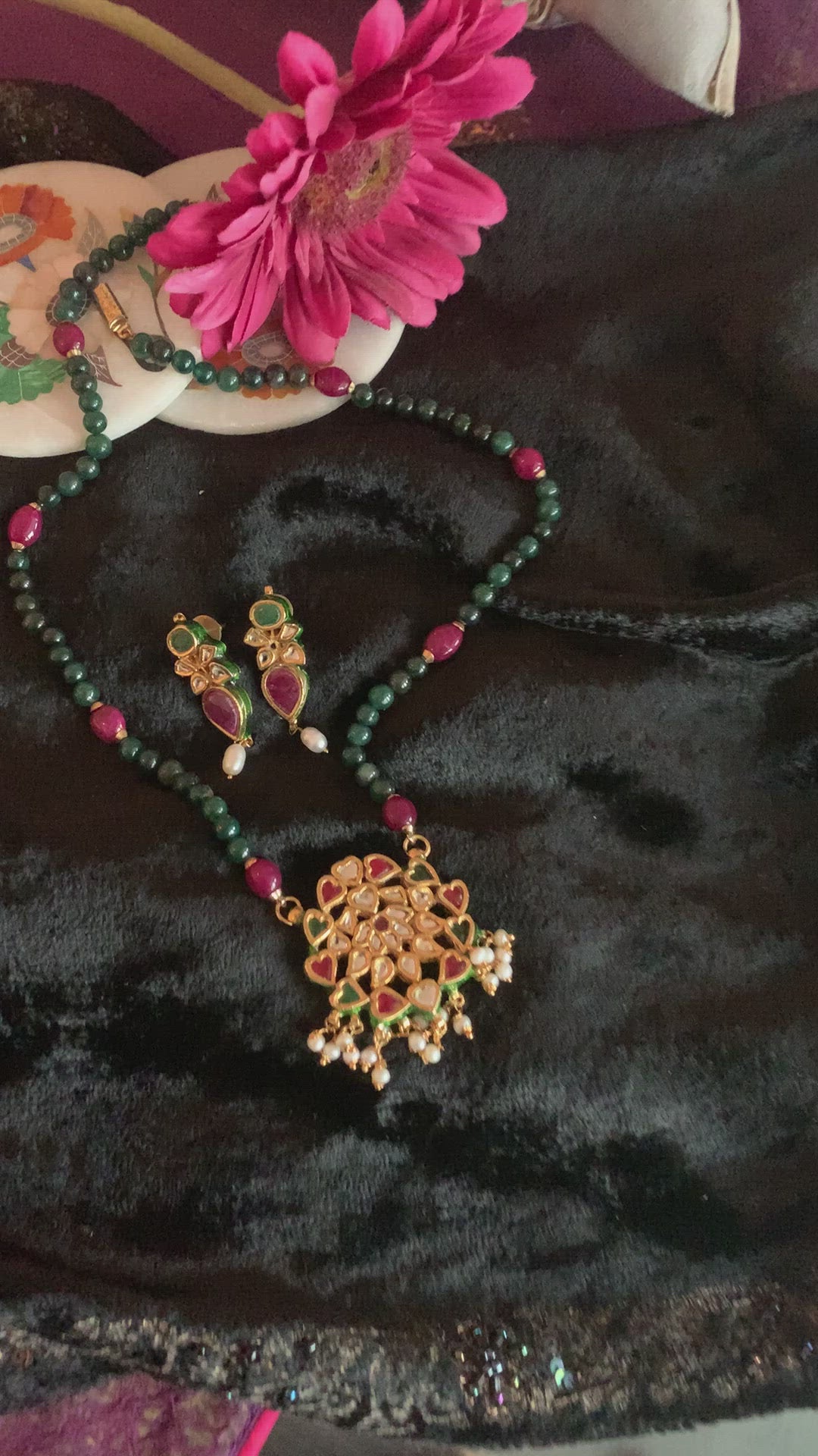 Vintage Jadau Pendant Necklace with Earrings