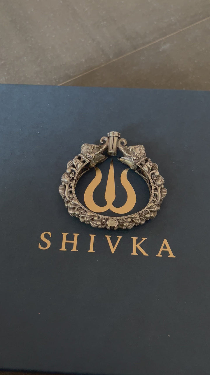 Classic Antique Carved Kada