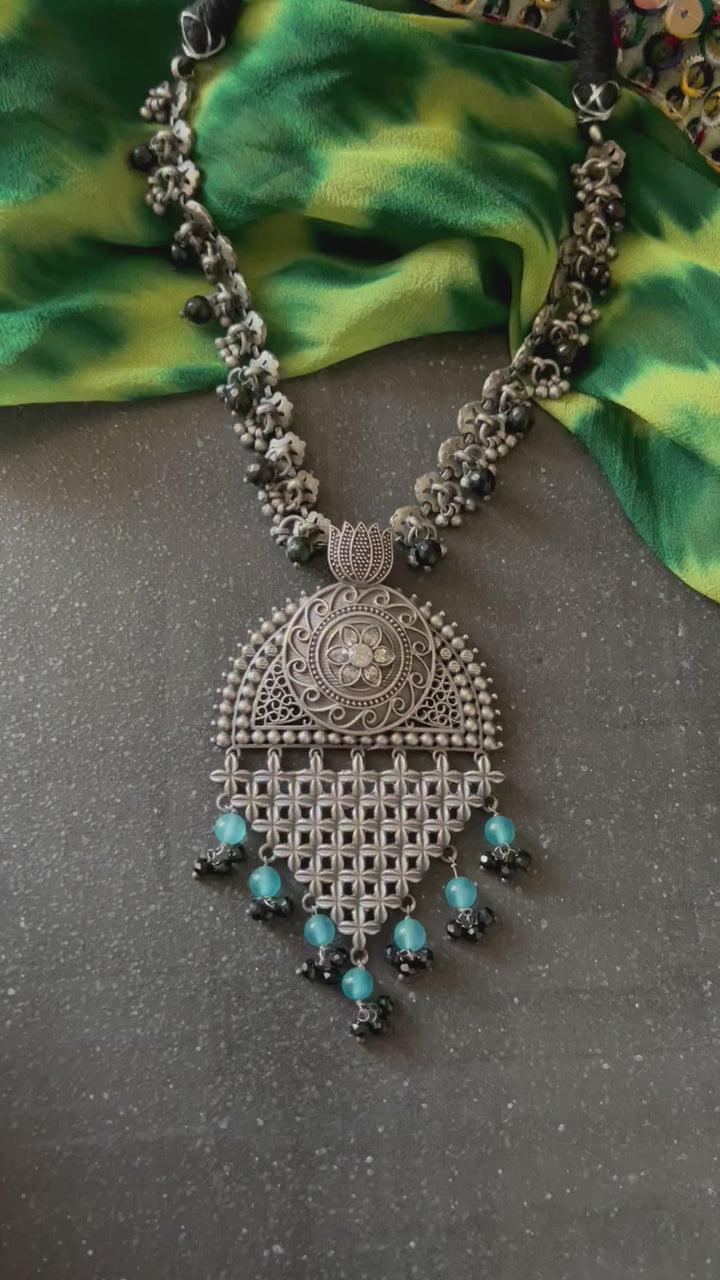 Vintage Artistic Necklace