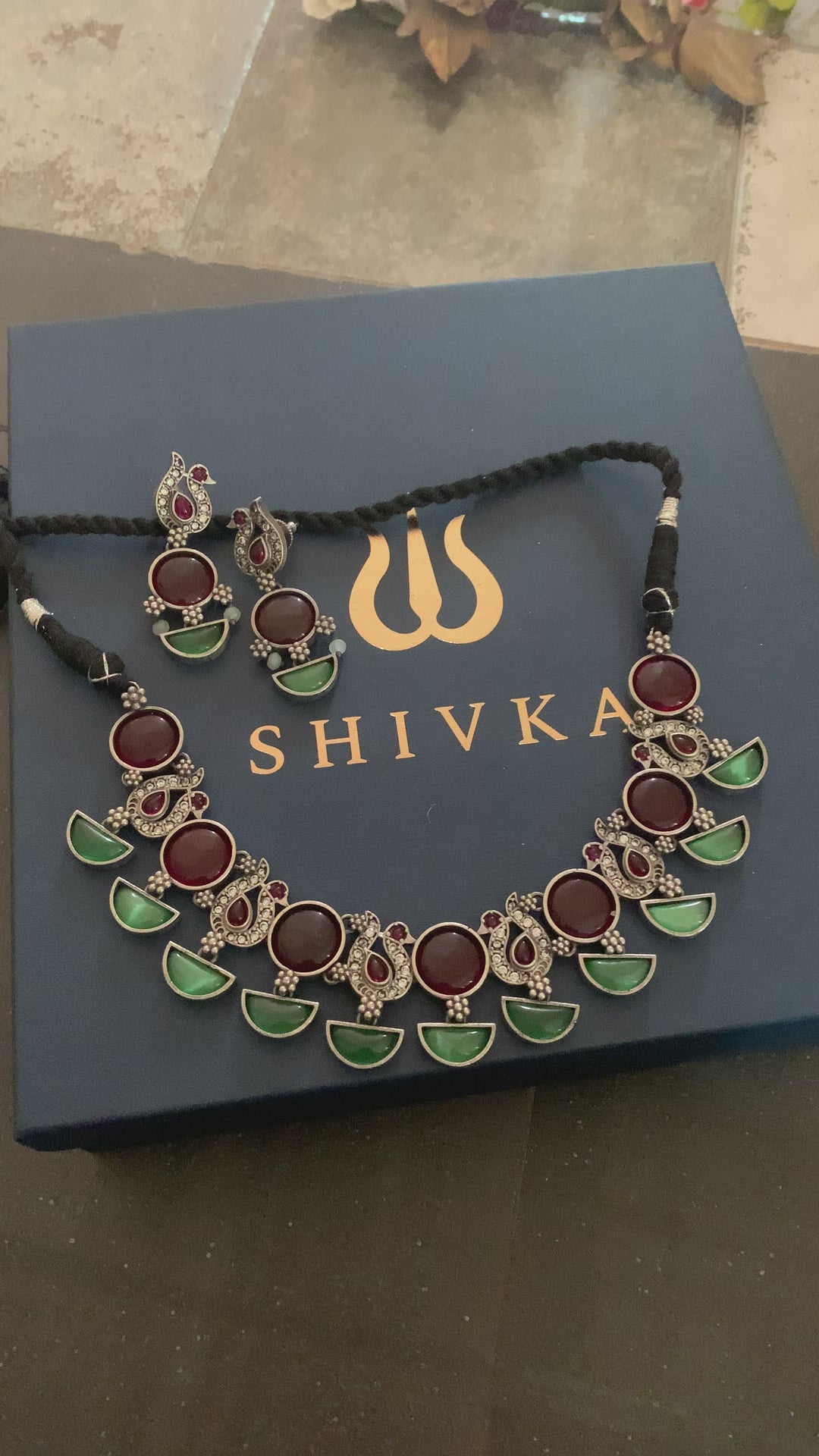 Vintage Artistic Necklace with Statement Earrings