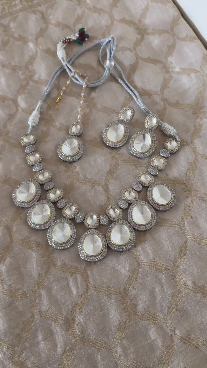 High Quality Uncut Polki Kundan Necklace with Earrings and Mangtikka