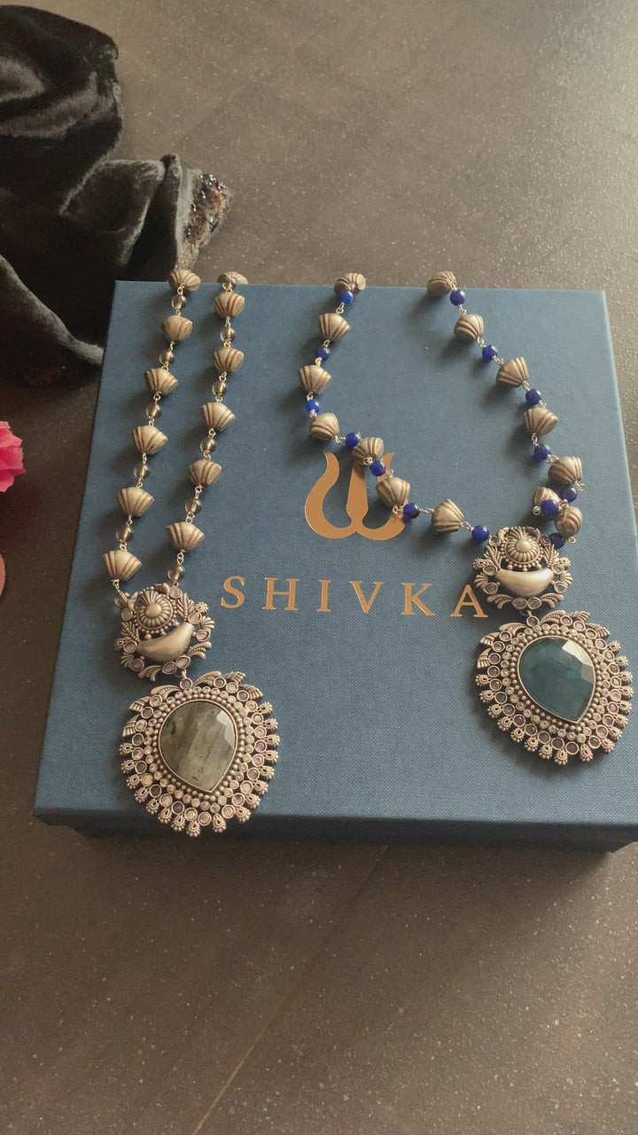 Vintage Artistic Long Necklace