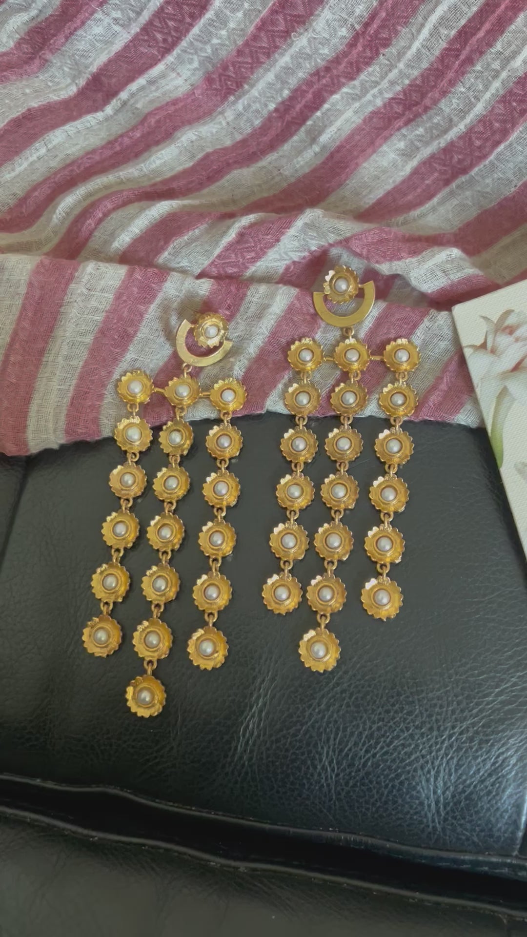 Statement Pearl Flowers Earrings