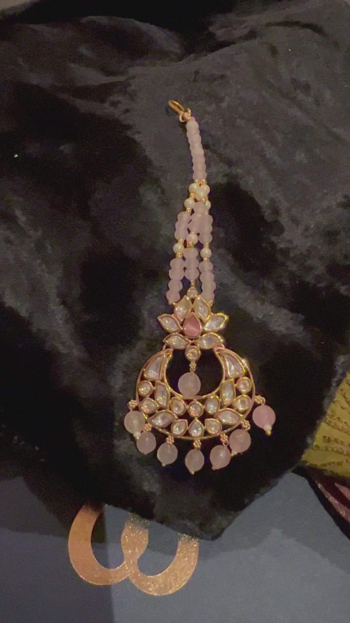 Gorgeous Pink Beads Kundan Maangtikka