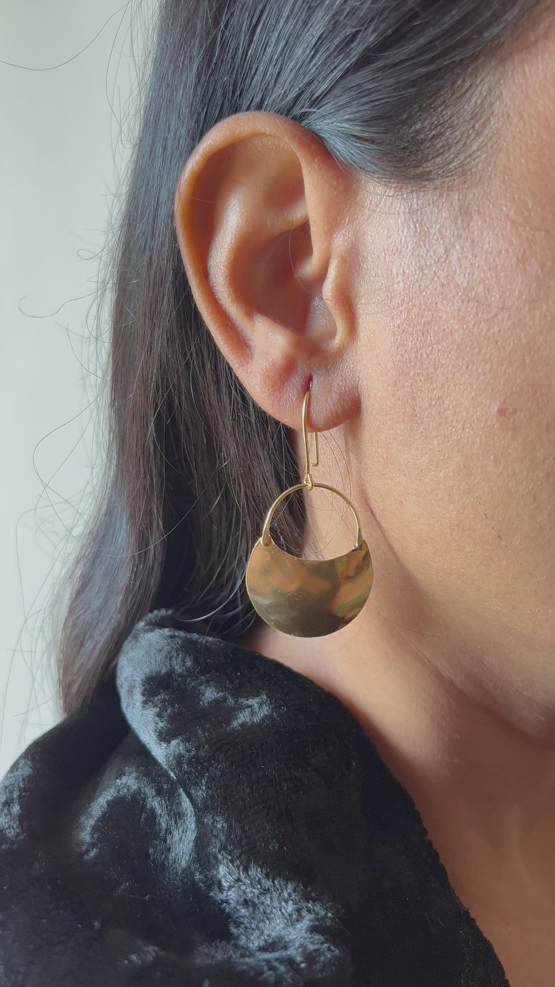 Minimalist Gold Tone Danglers