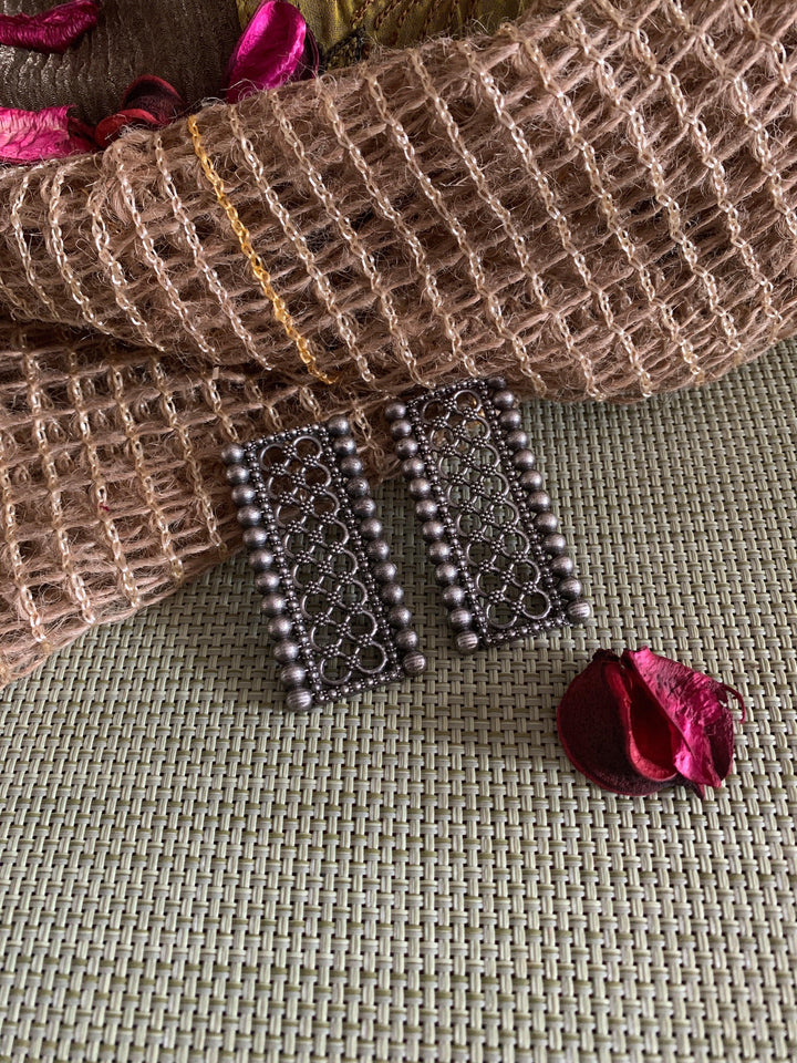 Rectangular Studs - SHIVKA