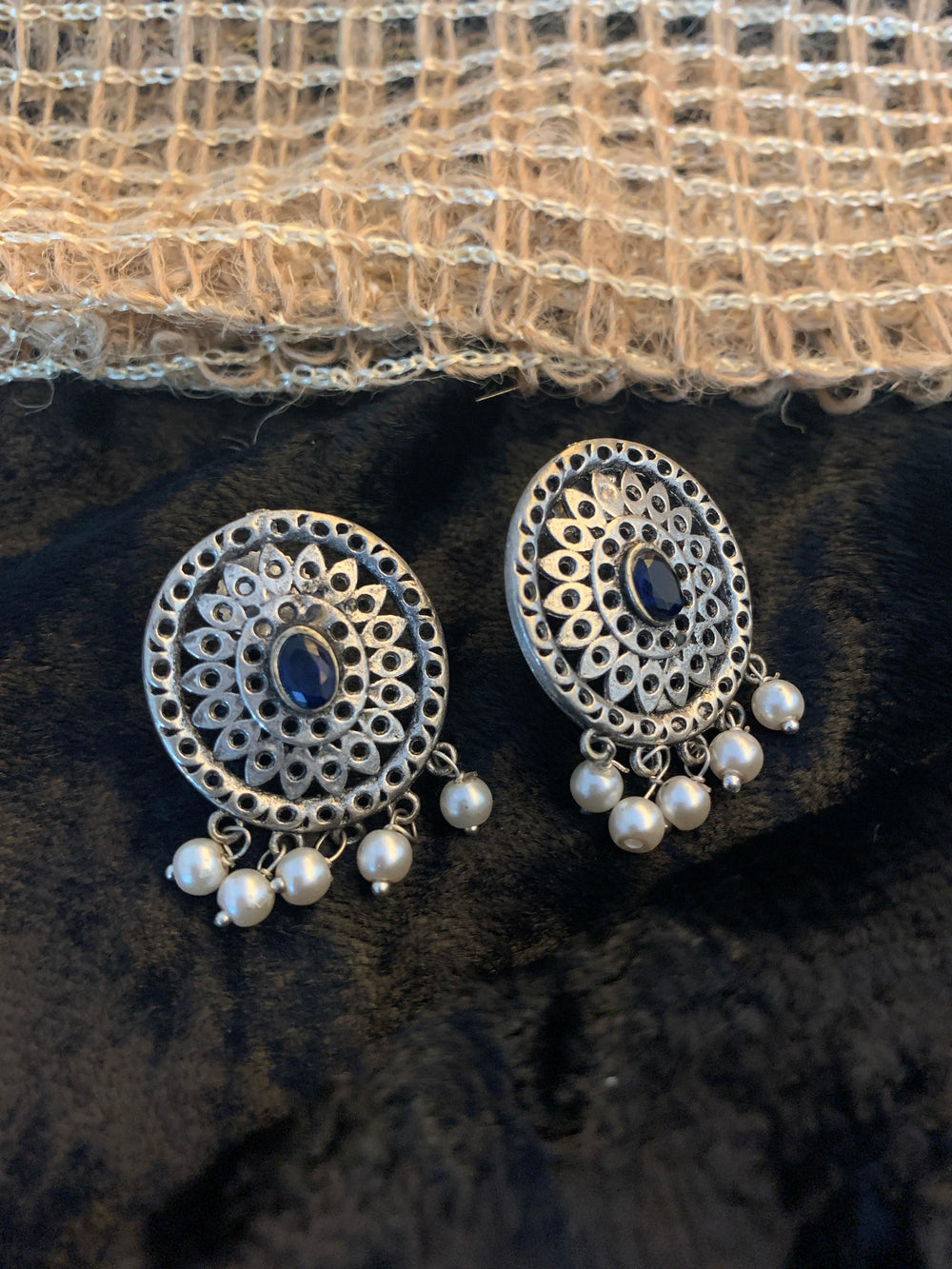 Pearl Drop Mesh Earrings - SHIVKA