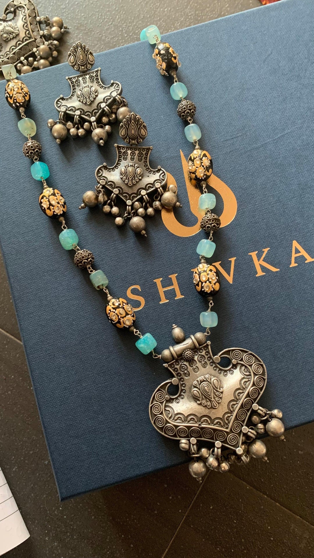 Statement Pendant Necklace with Earrings - SHIVKA