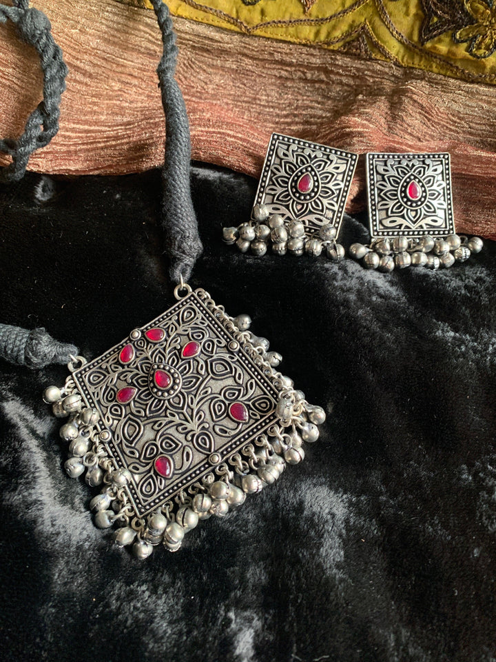 Red Ghungroo Pendant Necklace Set - SHIVKA