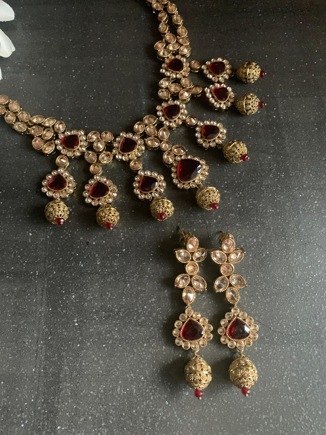 Gorgeous Uncut Diamond Necklace with Earrings - SHIVKA
