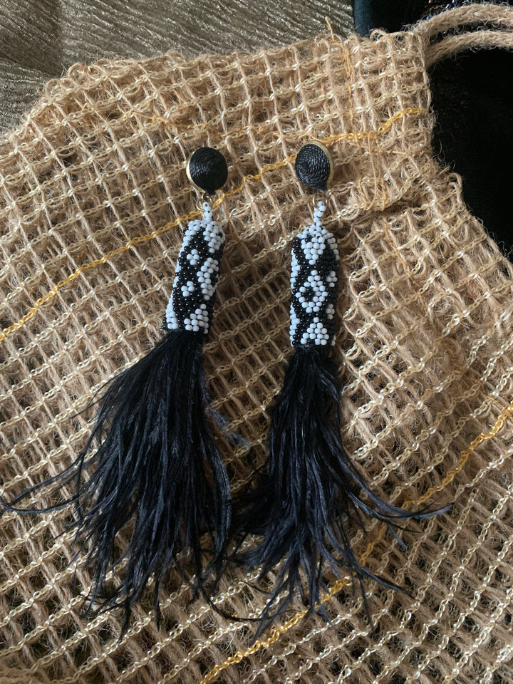 Black and White Beaded Necklace with Earrings