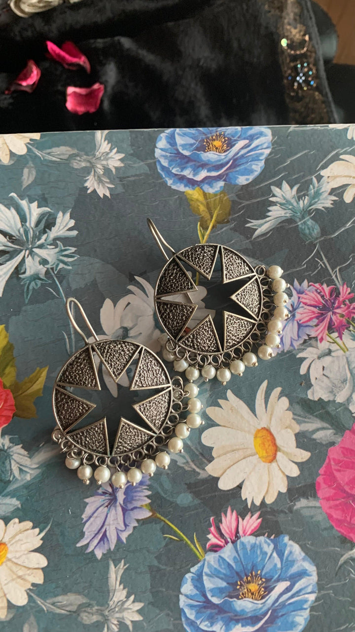 Starry Earrings - SHIVKA