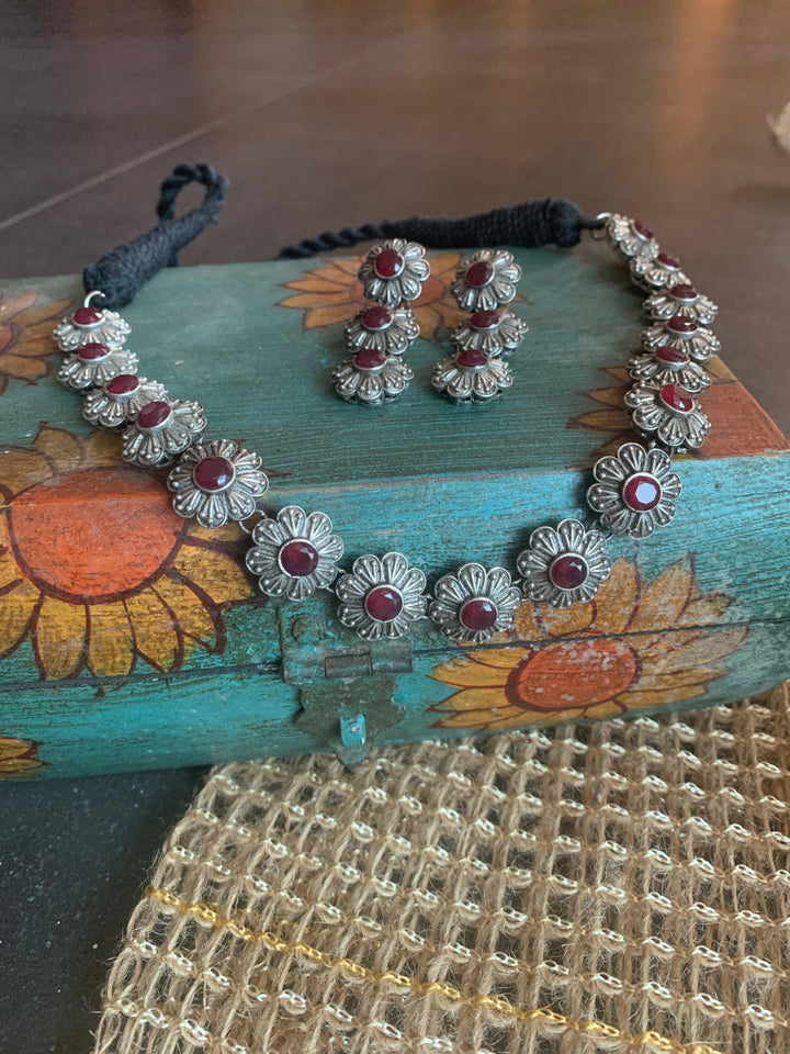 Vintage Necklace with Earrings - SHIVKA