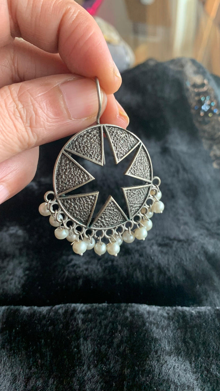 Starry Earrings - SHIVKA