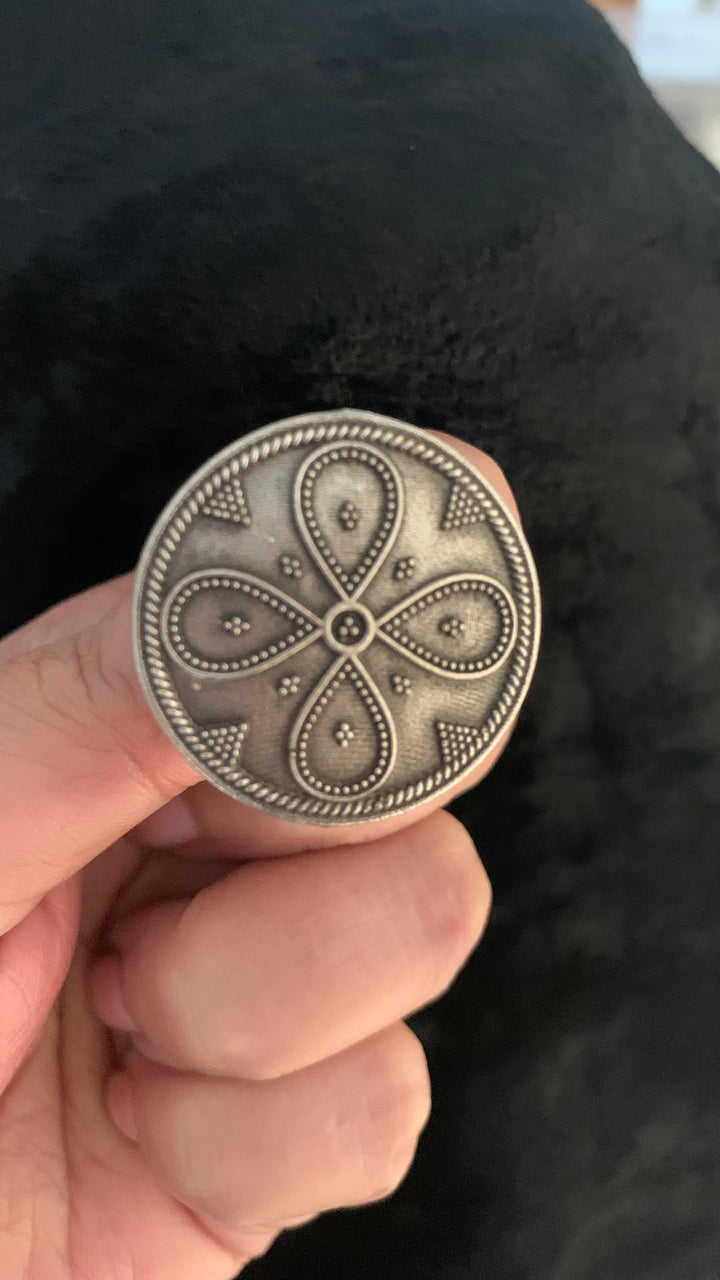 Elegant Carved Studs