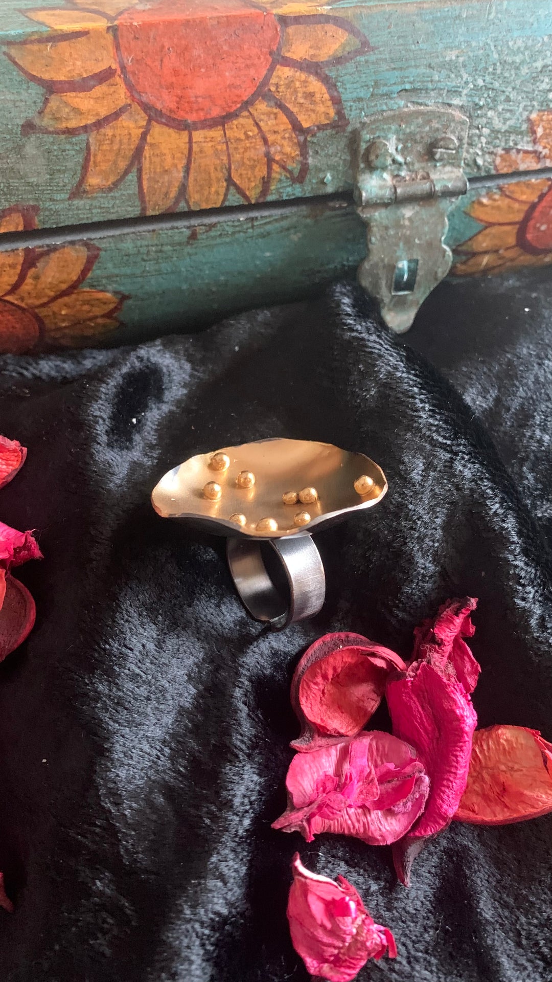 Dual Tone Lotus Leaf Ring