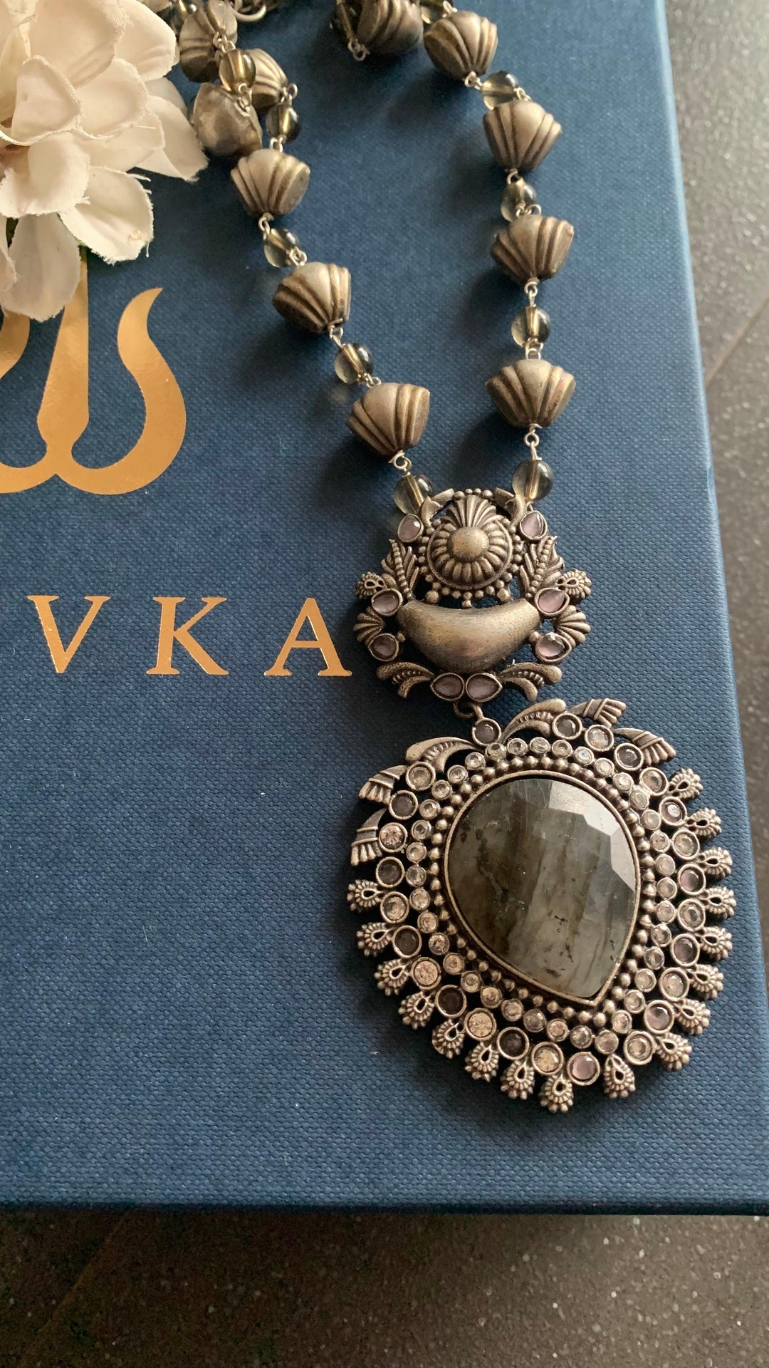 Vintage Artistic Long Necklace - SHIVKA