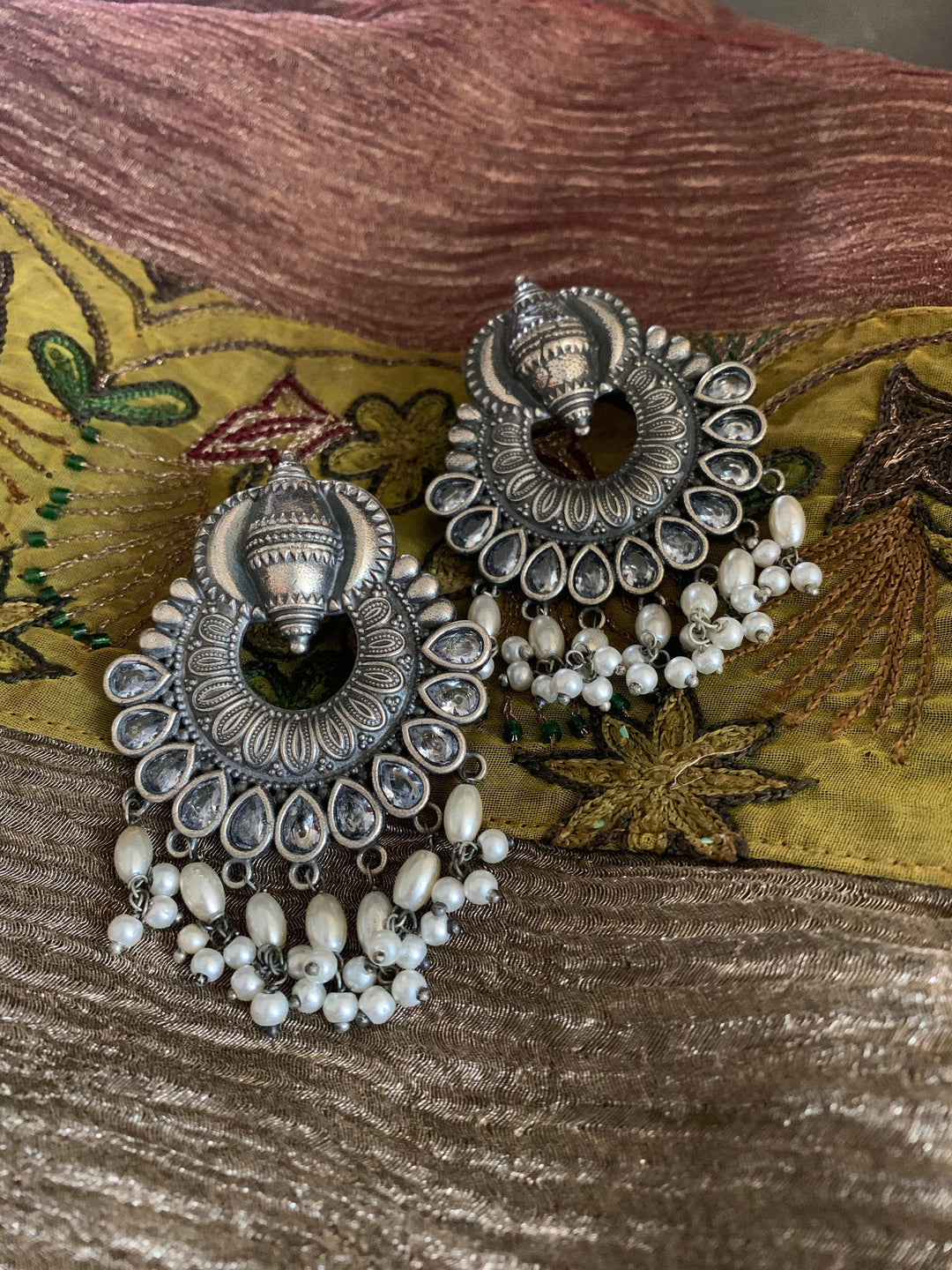 Vintage Pearl Drops Stud Earrings - SHIVKA