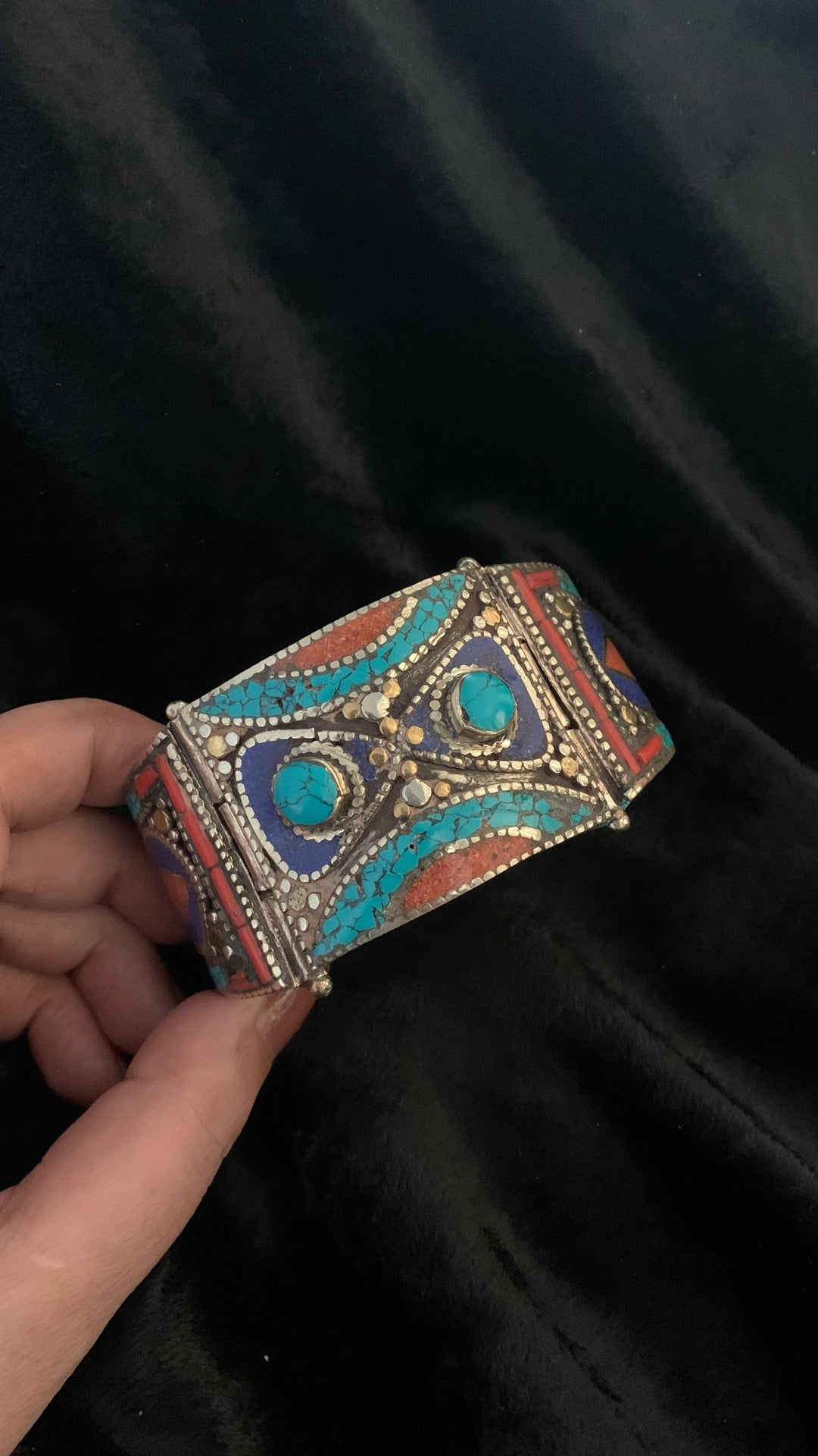 Vintage Art Bracelet - SHIVKA