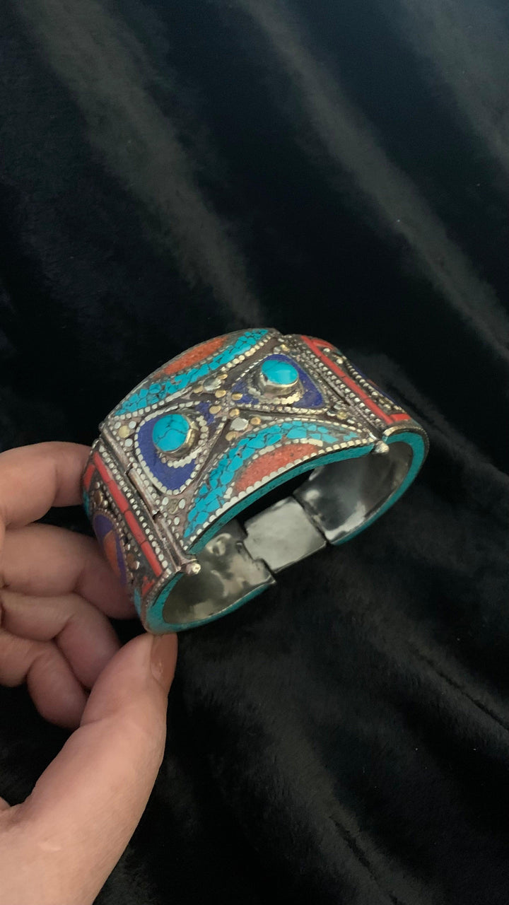 Vintage Art Bracelet - SHIVKA