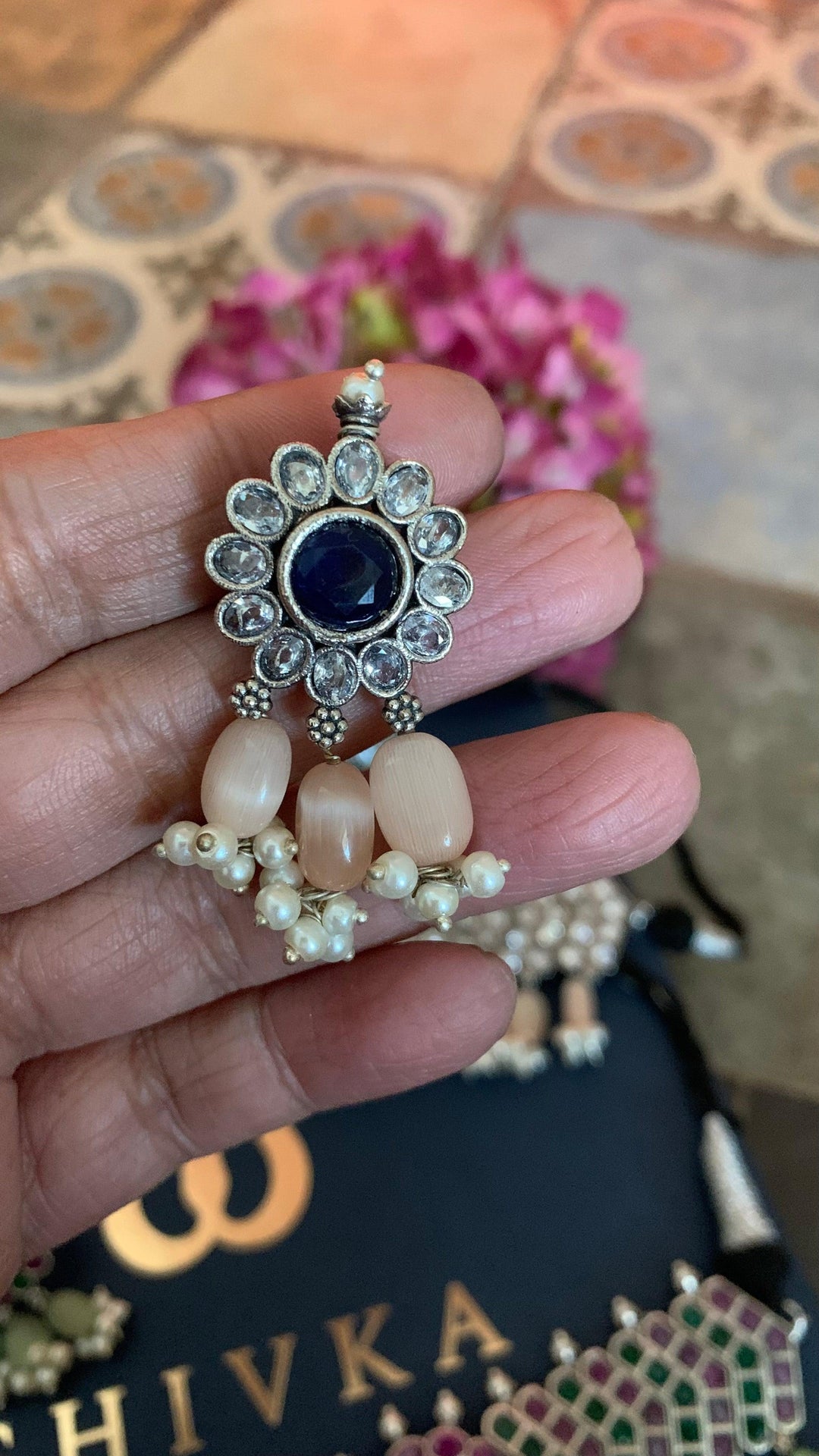 Vintage Artistic Choker with Statement Earrings - SHIVKA